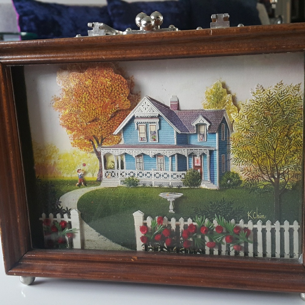 Wood purse w/ glass window interchangeable scene